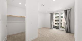 2510 Rivington Gallery 18