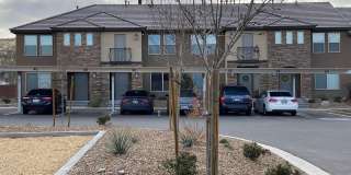 3 Bed / 2.5 bath Desert Hills Townhome with Washer/Dryer & Fridge 3 Bed / 2.5 bath Desert Hills Townhome with Washer/Dryer & Fridge Gallery 1