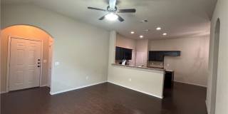 716 Creekside Circle Gallery 2