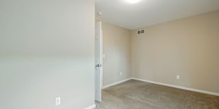 Lake Living at Its Finest in Keego Harbor! Lake Living at Its Finest in Keego Harbor! Gallery 11