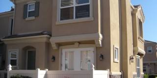 3 Bedroom and 2.5 Bathroom end unit condo with air conditioning 3 Bedroom and 2.5 Bathroom end unit condo with air conditioning Gallery 1