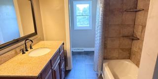 3 Bed, 1.5 Bath in Overbrook/ Brookline for rent- Huge yard and great layout! Gallery 25