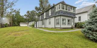 Spacious 3-Bedroom, 2-Bath Home Near Downtown Omaha! Spacious 3-Bedroom, 2-Bath Home Near Downtown Omaha! Gallery 1