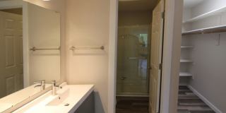 Cozy 2 Bedroom 2 Bath Condo in Iowa City! Gallery 11