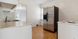 $1,250/month - 2 bedroom 1 bath Gallery 9