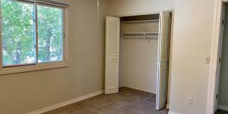 Wonderful Home in Campus West! Gallery 13