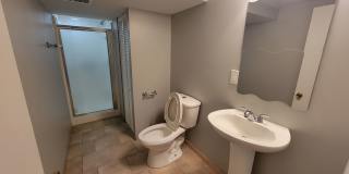 Clean 4 Bedroom With Immense Space In St. Matthews Gallery 25