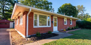 UPDATED 2-BEDROOM HOME | NEW KITCHEN| MOVE-IN READY! Gallery 1