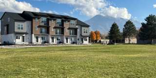 BRAND NEW TOWNHOMES FOR RENT - AVAILABLE NOW Gallery 1