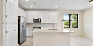 2485 Primrose Pl Gallery 14