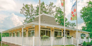 Lakeview Apartments Gallery 1