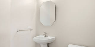 228 STATION PARK Circle Gallery 10