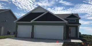 4 Bed 2 Bath Single Family Home Gallery 1