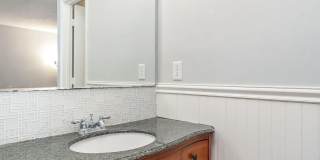 Room in 3 Bedroom Home at Sandy Creek Dr Gallery 15