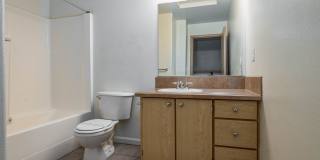 Pebble Creek Village Apartments Gallery 34