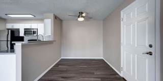 Summit Riverside Apartments Gallery 52