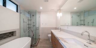 Modern Manhattan Beach Townhome! Gallery 22