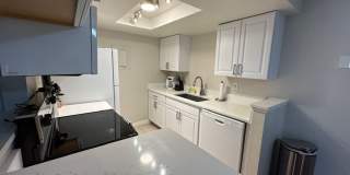 Bright & Updated 2Bd/1Ba Condo in Aurora Gallery 20