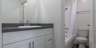 Oxford West Apartments Gallery 15