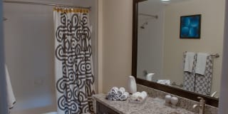 The Upton Apartment Homes Gallery 10