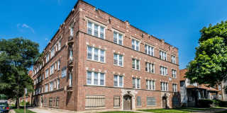 11250 S. Indiana Ave Gallery 14