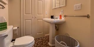 2745 DOWNING Street Gallery 23