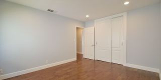 3 Bedroom 2 bath Home, 2 Car garage, Air Conditioned Gallery 11