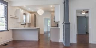 210 Luella Court Gallery 7