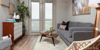 Kelley at Samuels Avenue Gallery 44