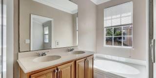 133 Harbors Way Gallery 23