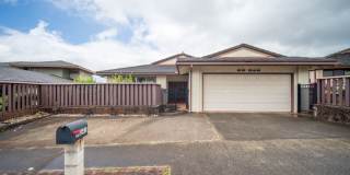 5BD 3BA 2CAR GARAGE House in AIEA Gallery 1