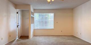Manors of Bryn Mawr 2 Bed 2 Bath Condo AVAILABLE NOW! Manors of Bryn Mawr 2 Bed 2 Bath Condo AVAILABLE NOW! Gallery 4