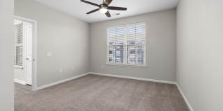 Level at 401 Gallery 4