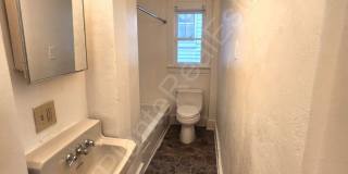 Charming 2-Bedroom Home Near Five Points Gallery 10