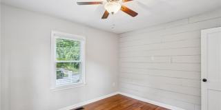 1136 Gilbert Street SE Gallery 17