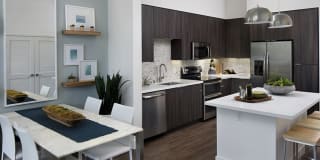 AMLI Uptown Orange Gallery 34