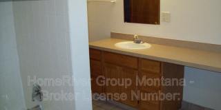 735 Hastings Ave Lowr Gallery 4