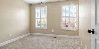 Lovely 2 Bedroom / 2 Bath for Rent Gallery 21