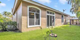 558 NW 118th Ave Gallery 13