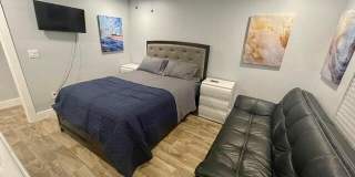 601 N E Street Gallery 18