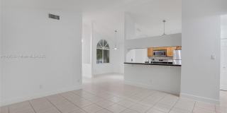 15770 SW 106th Ter Gallery 1