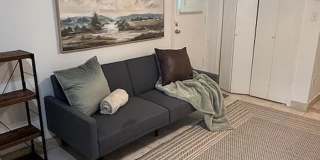 MC 2819 37th St Gallery 1