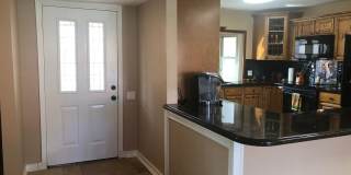 Perfect & Newly Updated Vacation Home, 45+ Active Adult Community. Available May through October2026 Gallery 8