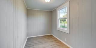FREE MONTH RENT! Freshly Updated 3 Bedroom House Gallery 16
