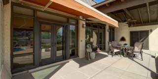 Beautiful 5 bed/4 bath + Den in Desirable Paradise Valley Gallery 5