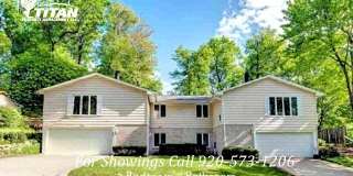 2556 Woodridge Lane Gallery 1