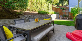 Wonderful, bright 4-bdrm/2.5-bath home. Lovely garden, deck views, great location Gallery 26