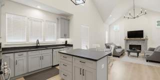 4052 Poets Trail Gallery 19