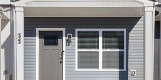 Large 2 Bedroom Luxury Townhome For Rent Near Billy Dunlop Park! Gallery 6