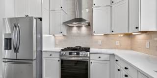 Modern Comfort in the Heart of Johns Island Gallery 10